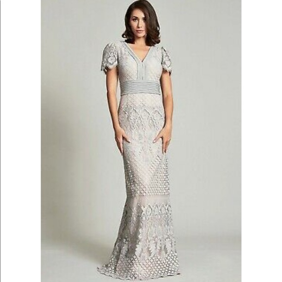 SALE Tadashi Shoji Petite V-Neck Lace Gown - Picture 8 of 8